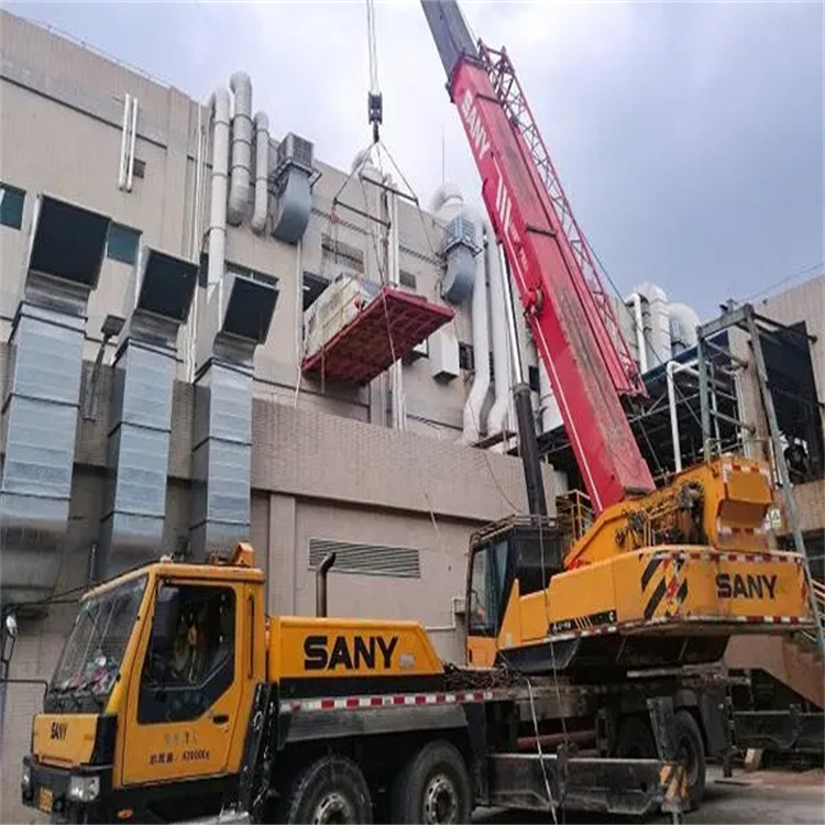 城中租赁大型汽车吊，助力工程项目高效进行