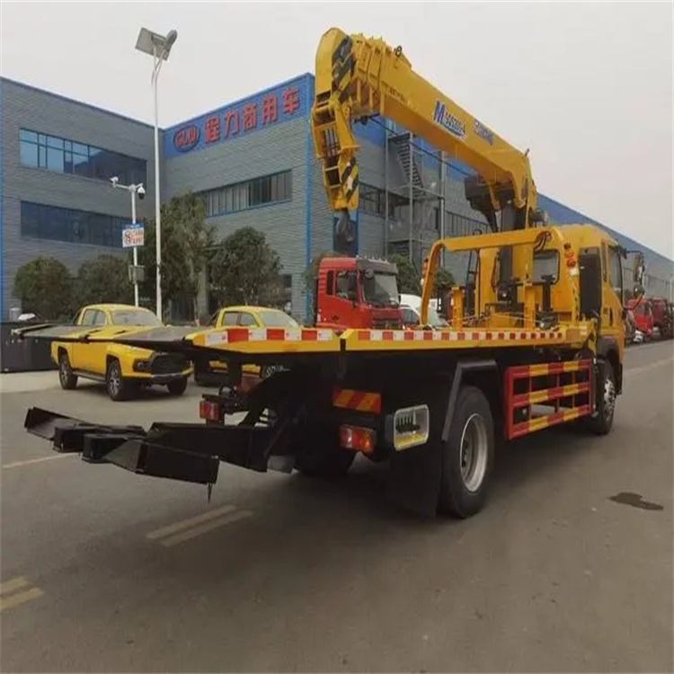 城中附近小随车吊出租电话，轻松解决搬运烦恼